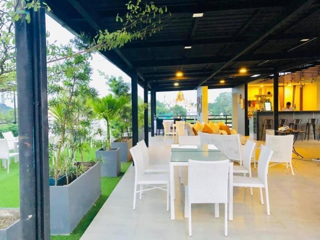 Kanbawza Hinthar Hotel Bago Exterior photo