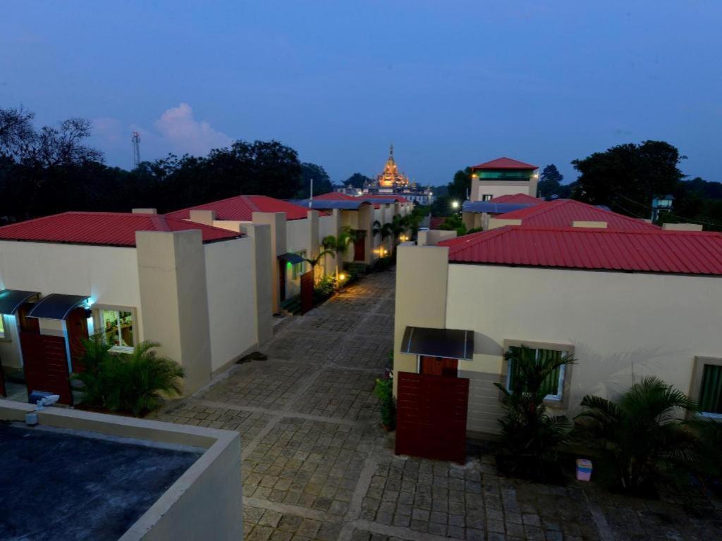 Kanbawza Hinthar Hotel Bago Exterior photo